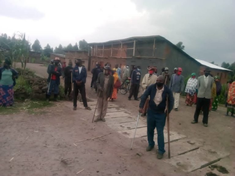 Musanze : Abagize imiryango 56 mu kaga ko kumeneshwa mu masambu yabo ...